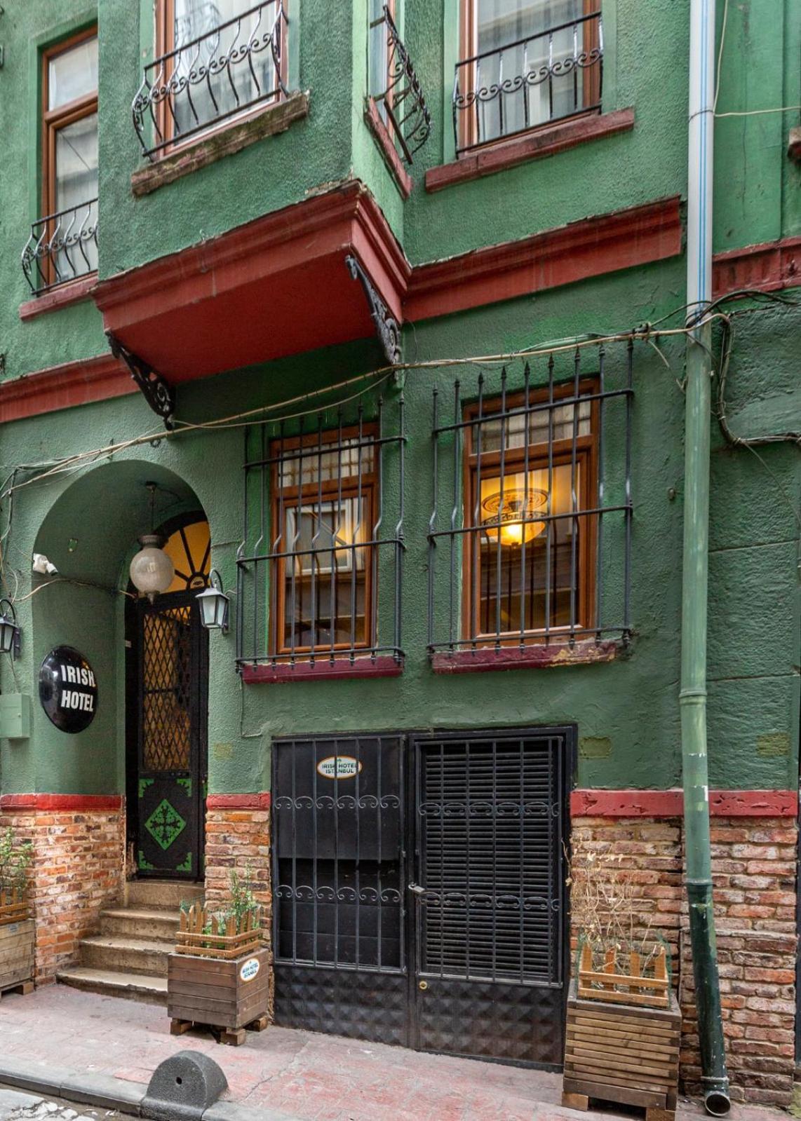Istanbul Irish Hotel Exterior photo