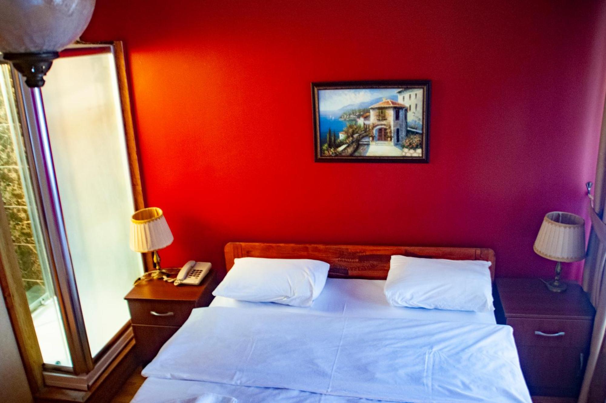Istanbul Irish Hotel Exterior photo